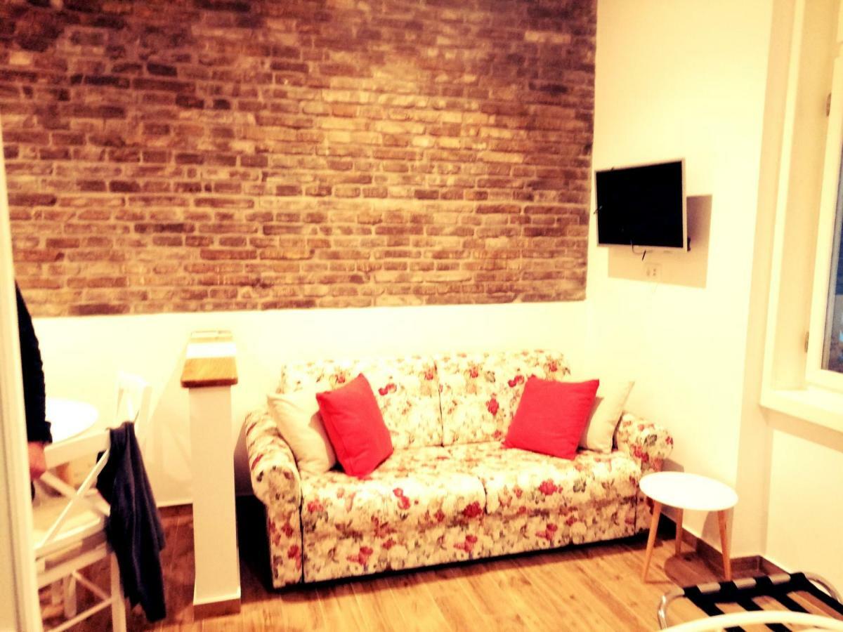Studio Apartman Villa Gianna ロヴラン エクステリア 写真